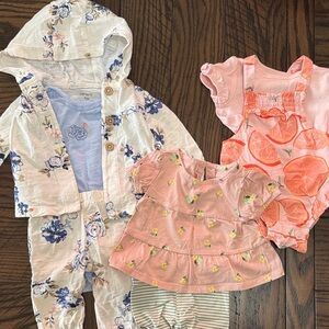 Carter's Set of Three Matching 0-3 M Baby Girls Outfits